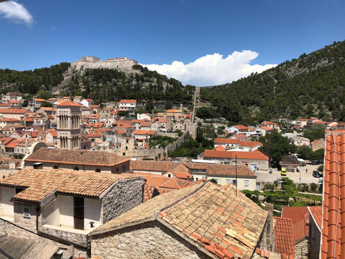 Old Town Apartment Mare Hvar Town Esterno foto